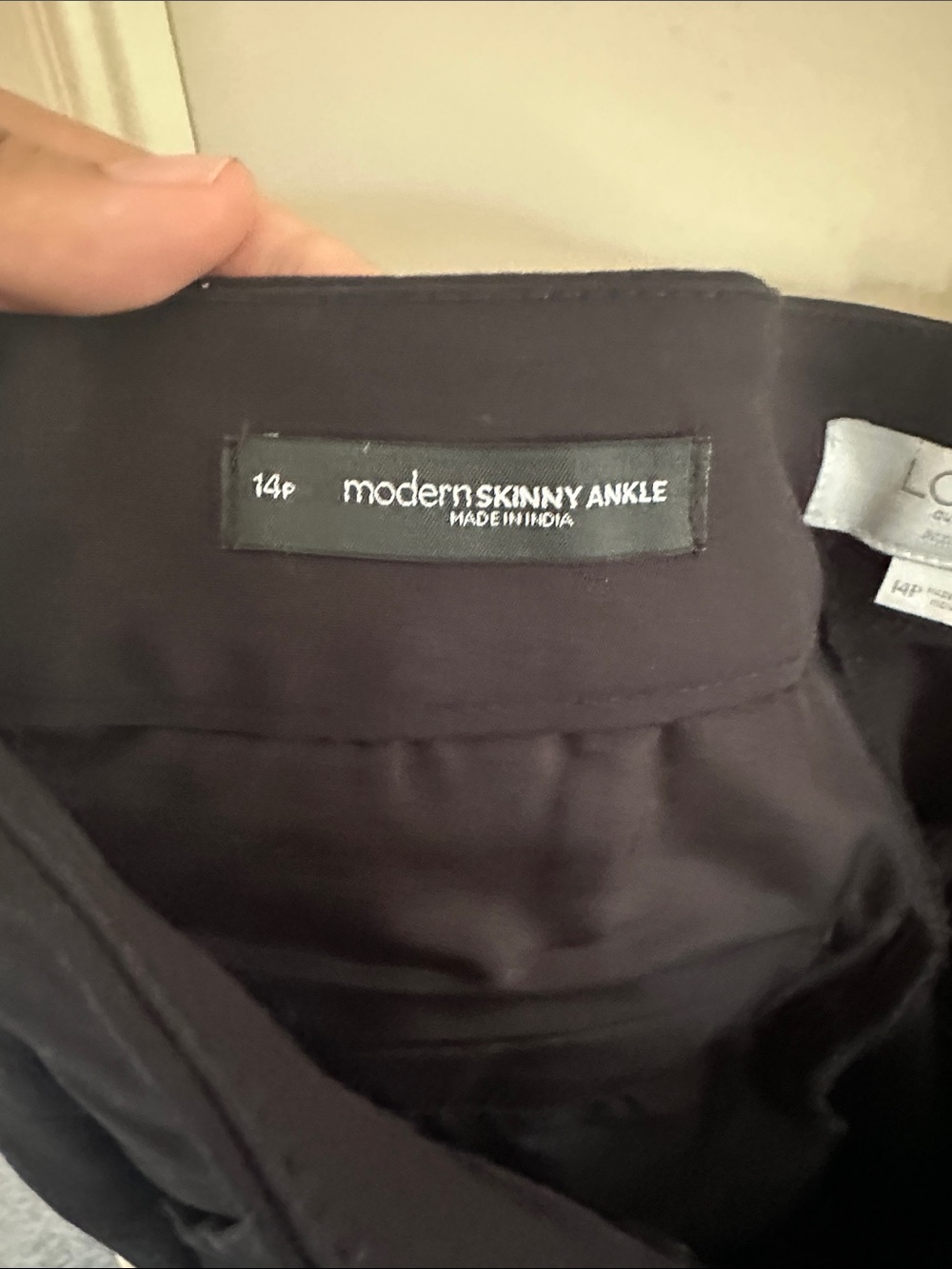 LOFT Black Women's Dress Pants - Straight Fit - Picture 4 of 6